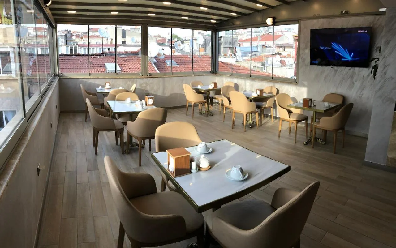 X-Nellyi Hotel Istanbul